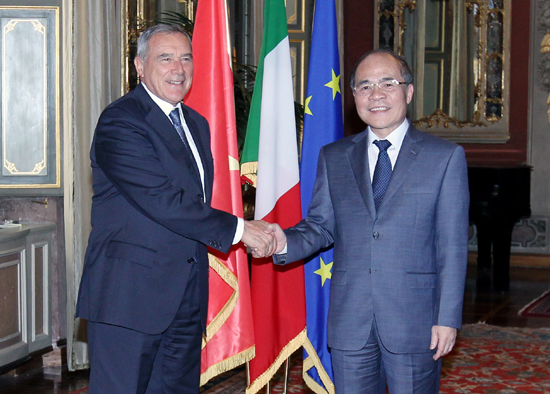 Chủ tịch Quốc hội hội kiến Chủ tịch Thượng viện Italy ảnh 1